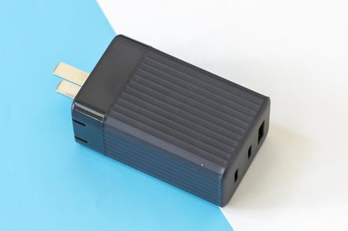 享受65W氮化鎵 征拓 SuperPort S3 快充充電器體驗